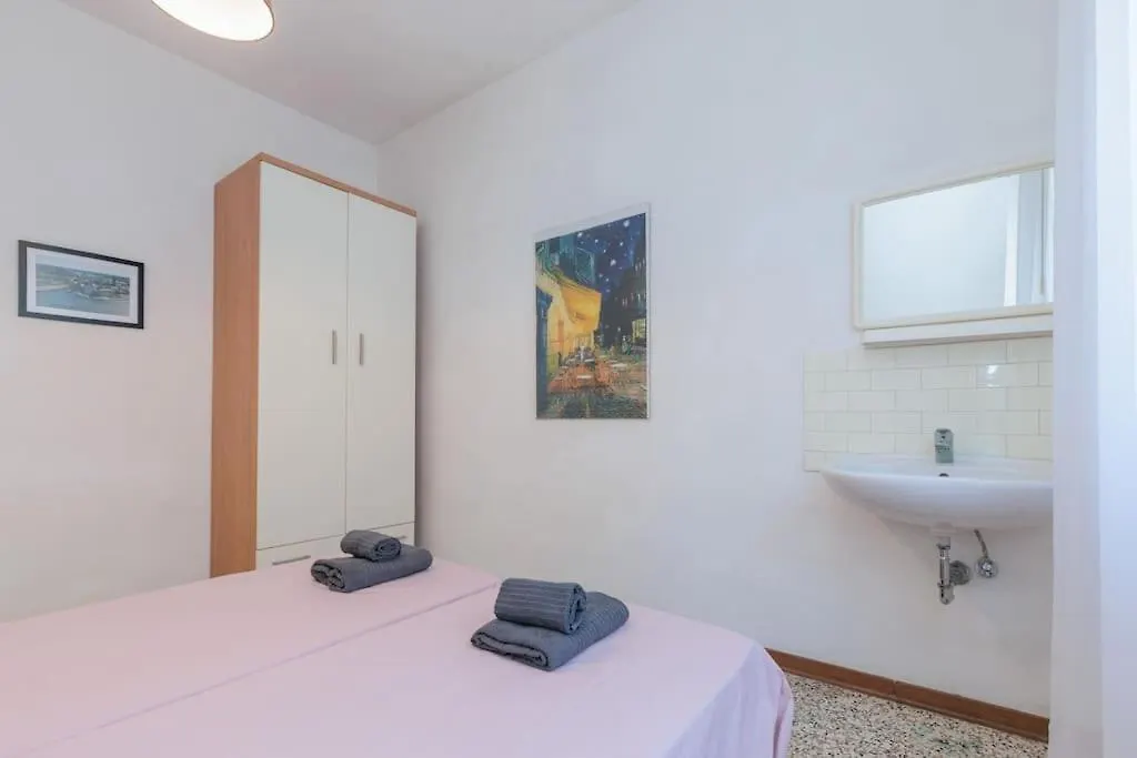 Apartamento Jesolo Budget! Free Parking 2 Comodo Appartamento Italia
