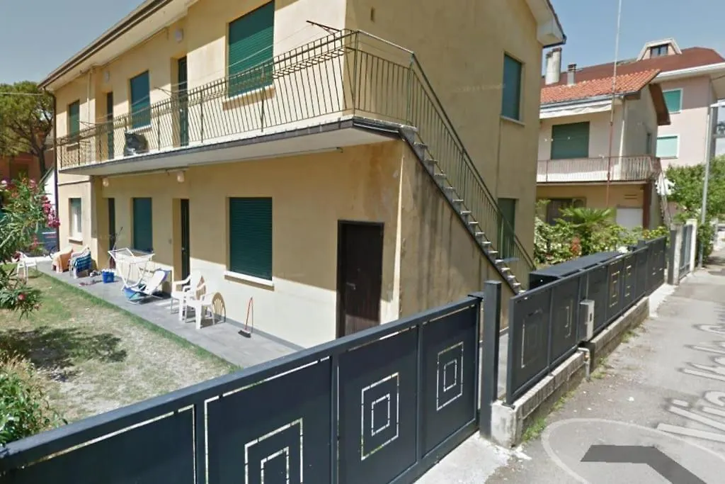 Jesolo Budget! Free Parking 2 Comodo Appartamento 0*, Lido di Jesolo Italia